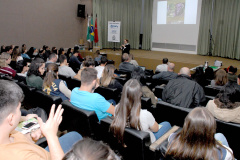 Programa de Iniciação Científica do IAPAR começa com mais de 80 trabalhos acadêmicos. Foto: Divulgação/Iapar