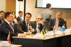 O governador Carlos Massa Ratinho Junior voltou a defender a inclusão de Estados e municípios na reforma da Previdência durante o VI Fórum dos Governadores, em Brasília, nesta terça-feira (6). Os chefes do Poder Executivo se comprometeram a declarar apoio formal à inclusão dos Estados, do Distrito Federal e dos municípios nas mesmas regras impostas aos servidores da União.

