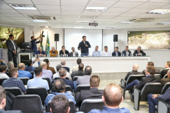 A licitação das obras de reparos e melhorias dos trapiches existentes de Encantadas e Nova Brasília, na Ilha do Mel, foi autorizada pelo governador Carlos Massa Ratinho Junior, nesta quinta-feira (15), durante evento na sede administrativa da empresa Portos do Paraná. Foto: Gilson Abreu/AEN