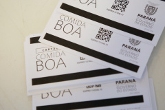 Curitibanos inscritos no CadÚnico que não retiraram o Cartão Comida Boa ainda podem adquirir o benefício 
. Foto: Gilson Abreu/AEN