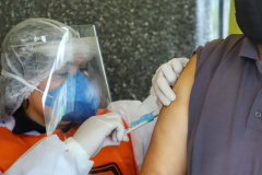Reta final das campanhas de vacinação contra a gripe e o sarampo. 