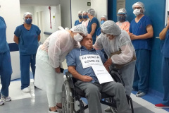 Paciente com Covid-19 recebe alta após 51 dias internado em Santo Antônio da Platina.Foto:SESA