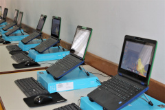 Escolas de Campo Mourão e Guarapuava recebem investimento de R$ 5 milhões em notebooks e tablets -  Curitiba, 28/04/2021  -  Foto: SEED