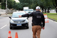 Detran orienta cidadãos a usufruírem do desconto de 40% nas multas de trânsito. Foto: Pâmella Garcia Rosa/Detran